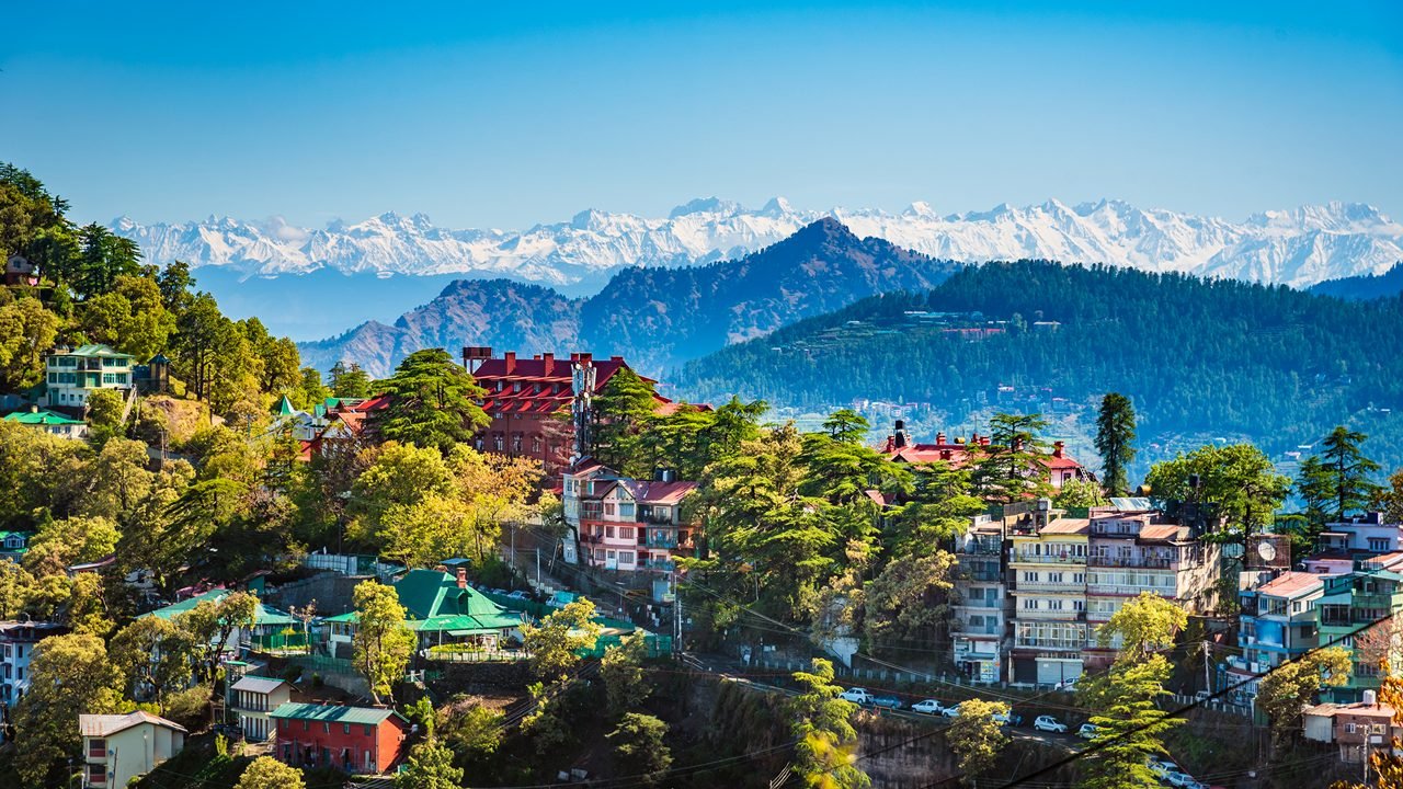 Escape to the Hills: Top Hill Stations to Explore in India with Rengha Holidays