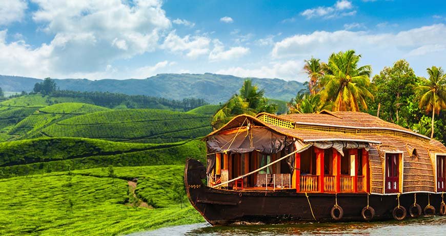 " Unveiling the Scenic Route Theni to Munnar with Rengha Holidays "